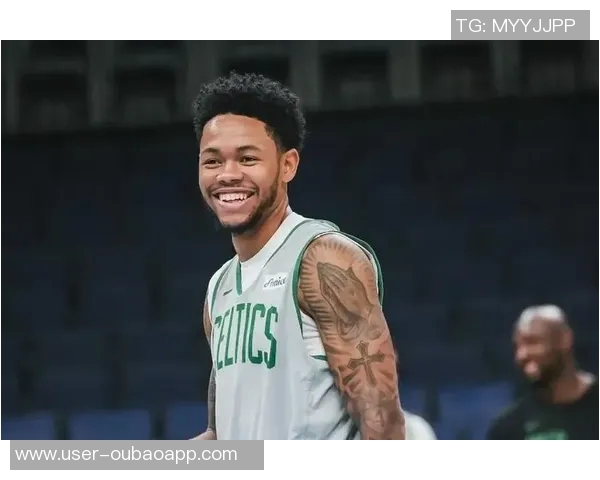 安芬尼西蒙斯谈比赛中与普里查德的适应与交流经验分享